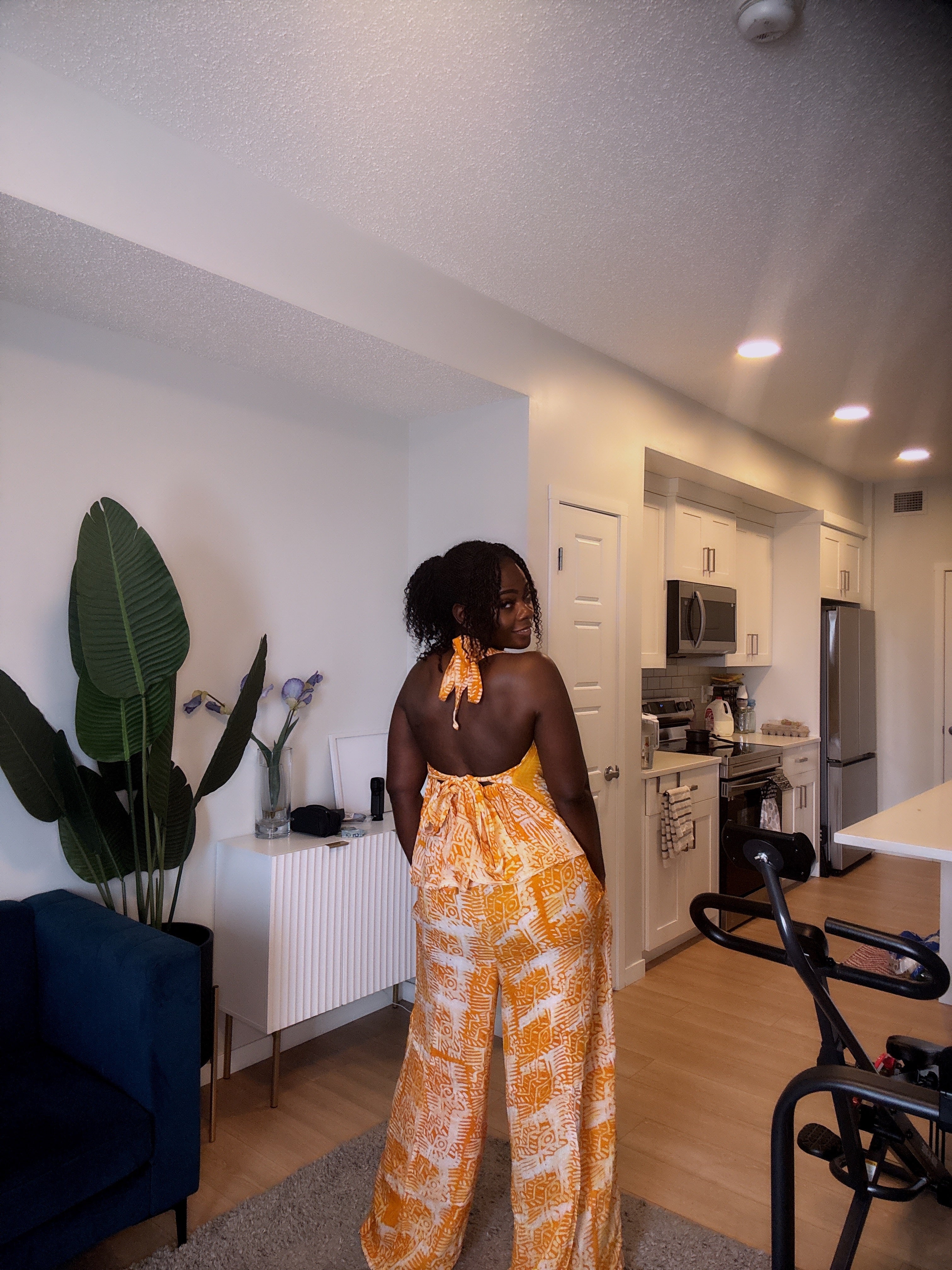 Ajik’s two-piece set